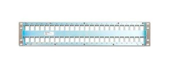 Panel de Parcheo Belden - Cat5e/Cat6 - 48 Puertos - AX104564