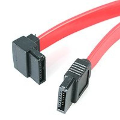 Cable SATA StarTech.com – 7 Pines – 45cm – Acodado – Rojo – SATA18LA1